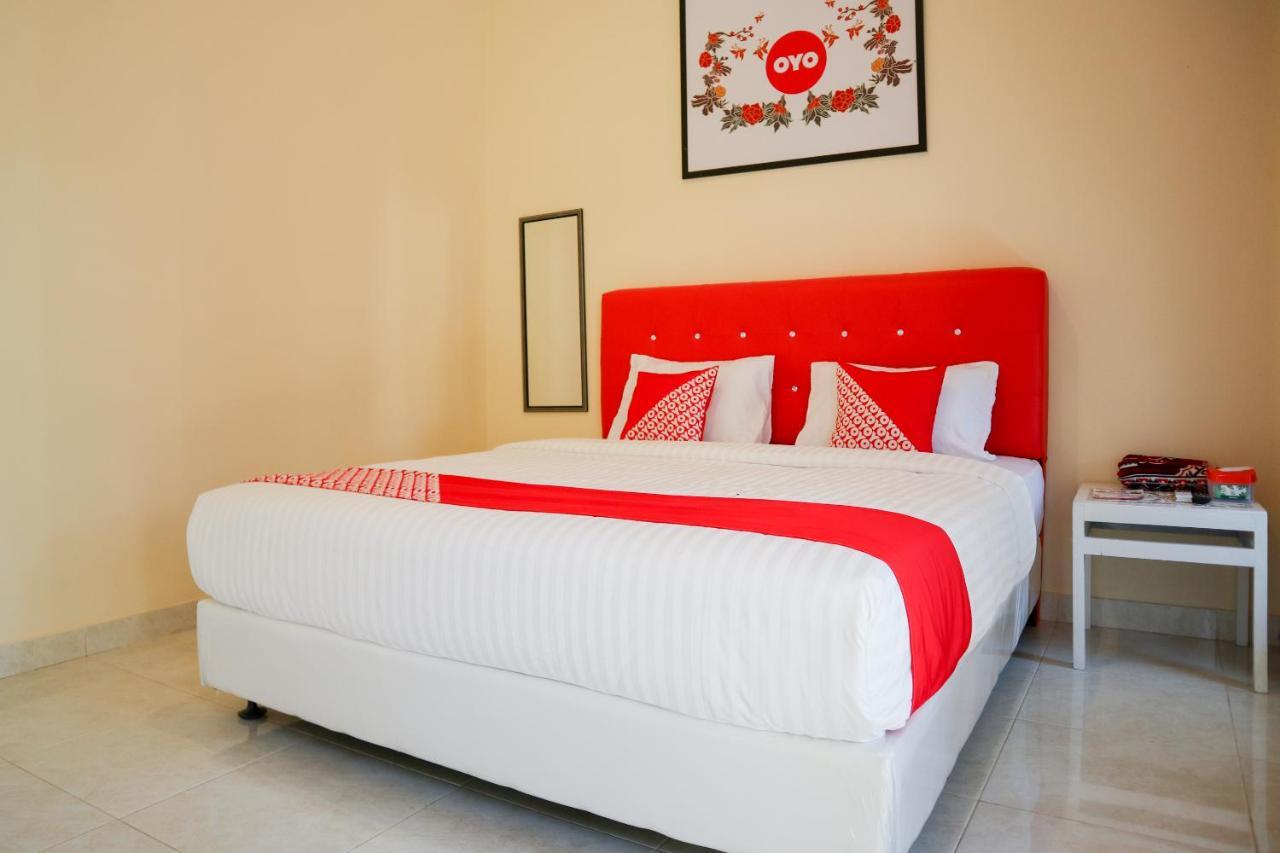 Oyo 2202 Delima Guest House Syariah بادانج المظهر الخارجي الصورة